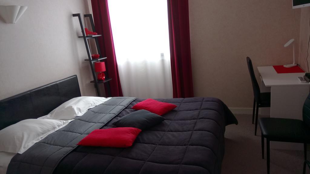 Hotel Montespan 뤼삭 레 샤토 외부 사진